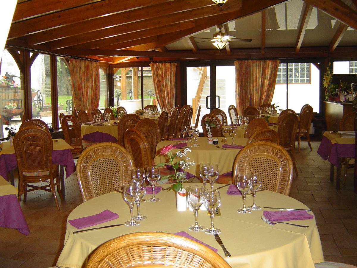 Hotel De Normandie Conches-en-Ouche Екстериор снимка